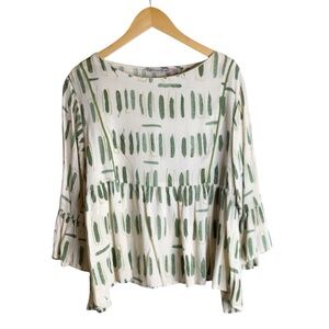Flowy, breezy blouse. Green size 1X